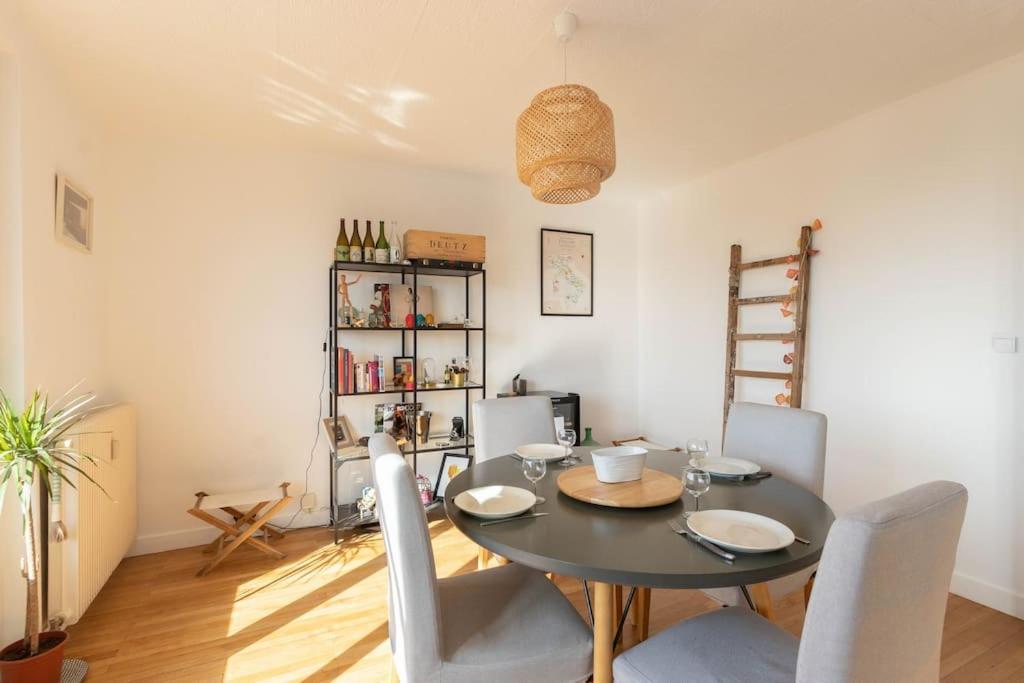 Cabana & Grand Appartement Cosy - Parking & Balcon Villefranche-sur-Saone Exterior photo